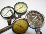 image of pressure gauges 